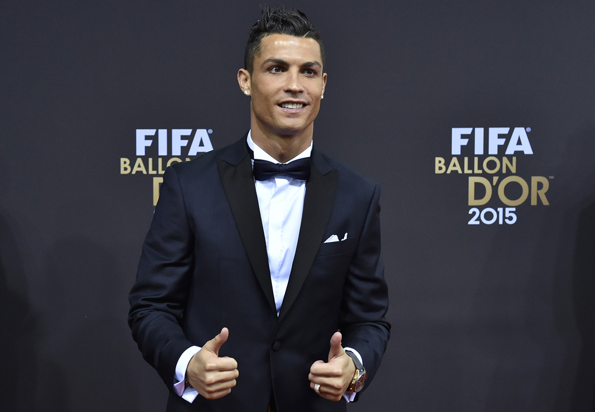 fifa年度颁奖典礼红毯秀 卡卡c罗帅气亮相