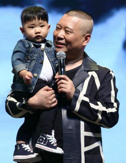 郭德纲:后悔让郭麒麟说相声,绝不让小儿子入行