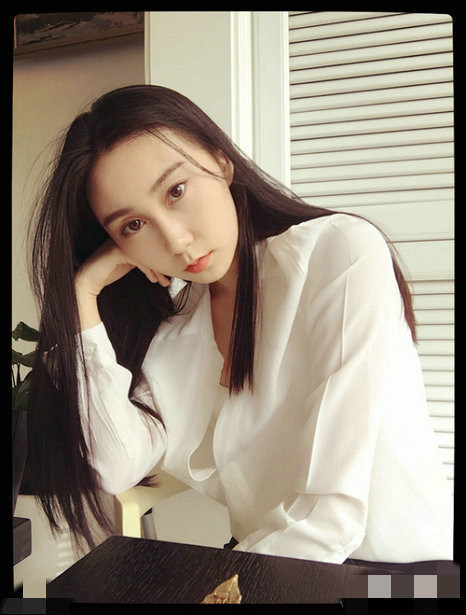 组图-女承父业!水均益23岁女儿成体育女主播