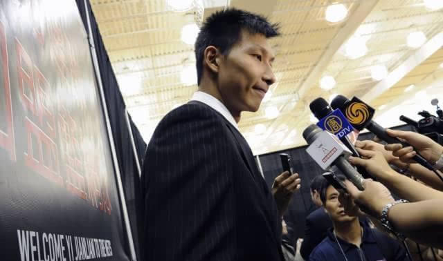 主页 热点事件 > 易建联加内特冲突打架_nba2k15终极联盟-易建联绝杀