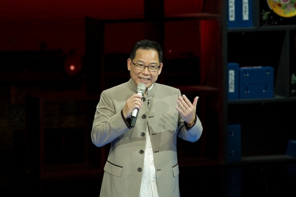 性感长腿女神小说_长腿女神小说_未满十八岁禁止网站