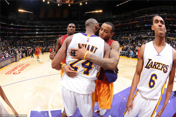 科比和乔治,英雄之间惺惺相惜